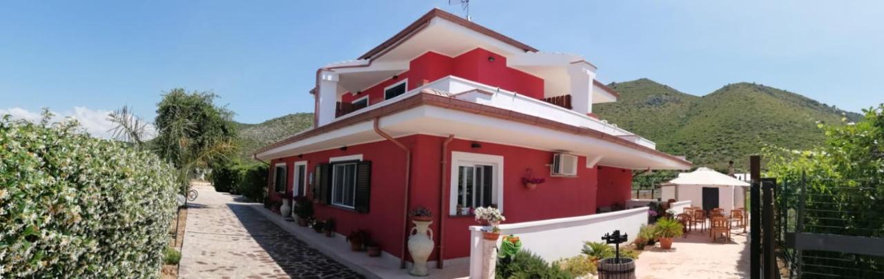 Valeri 'S Country House Bed and Breakfast Sperlonga Εξωτερικό φωτογραφία